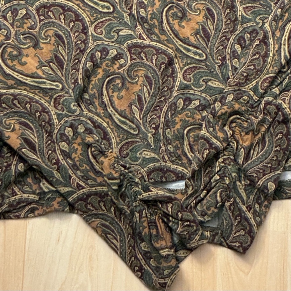 Les Copains Paisley Long-Sleeve V neck Slim Fit Top in Brown - Picture 8 of 12